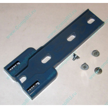 Синий пластмассовый фиксатор-защёлка HP 224981-001 для 5.25" устройств в HP ML370 (Кострома)